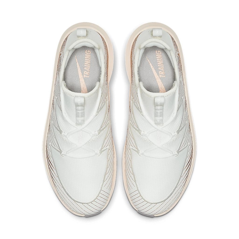 Tênis Nike Free TR 9 Metallic Feminino - Foto 4