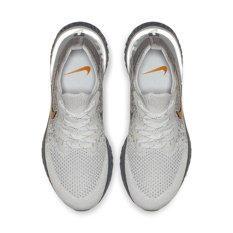 Tênis Nike Epic React Flyknit Metallic Feminino - Foto 4
