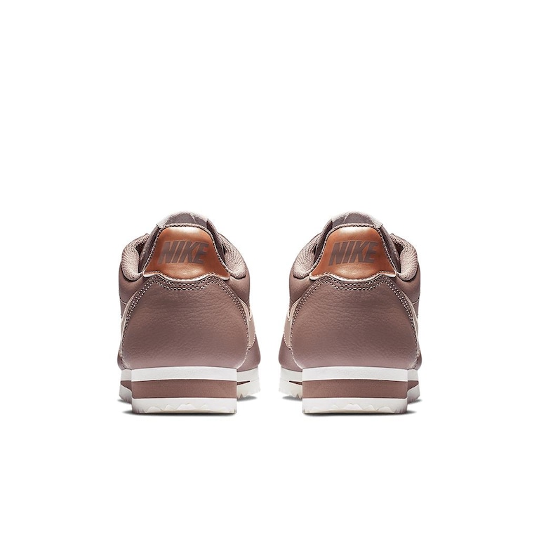 Tênis Nike Classic Cortez Leather Feminino - Foto 6