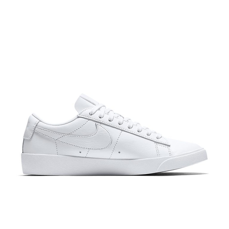 Tênis Nike Blazer Low LE Feminino - Foto 3