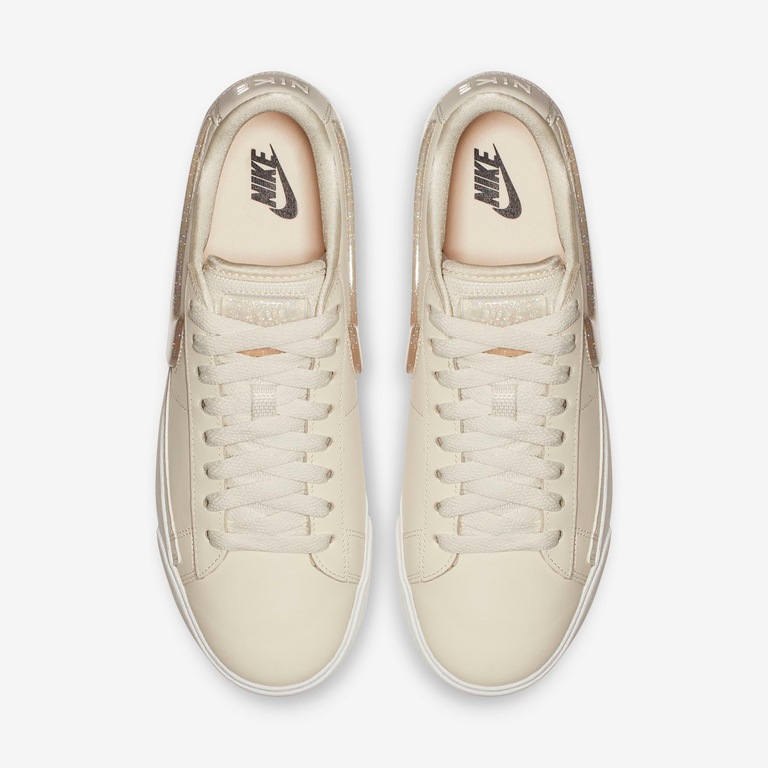 Tênis Nike Blazer Low Lux Feminino - Foto 4