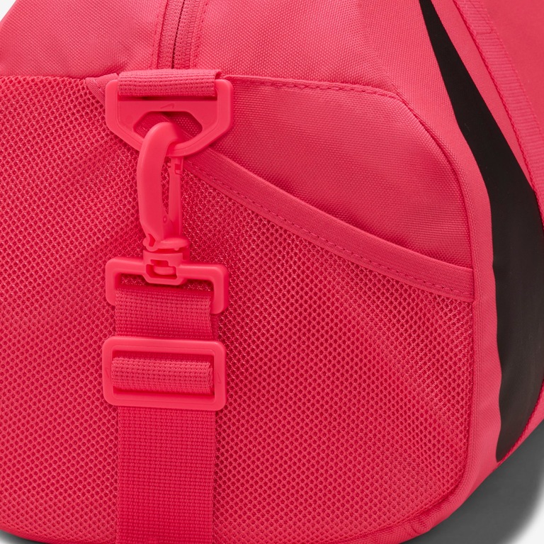 Bolsa Nike Gym Club Infantil - Foto 10