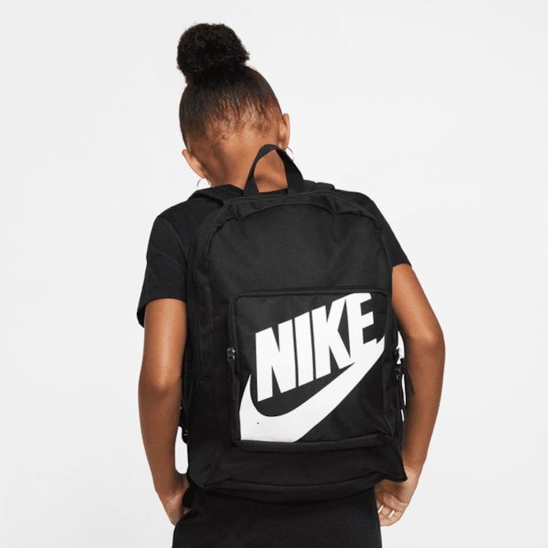 Mochila Nike Classic Infantil - Foto 15