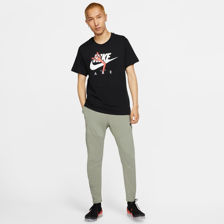 Camiseta Nike Sportswear Masculina - Foto 4