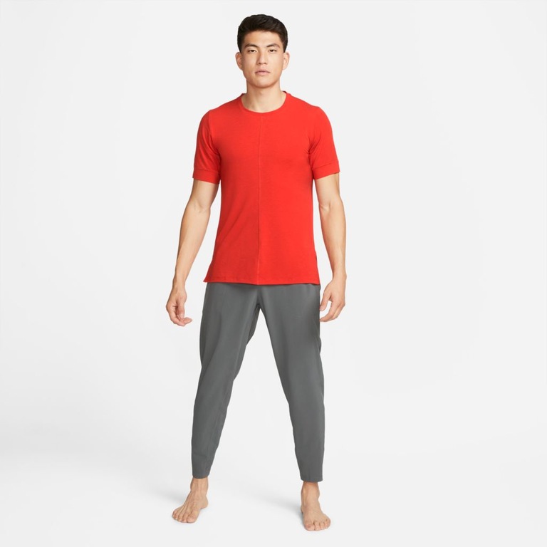 Camiseta Nike Yoga Dri-FIT Masculina - Foto 5