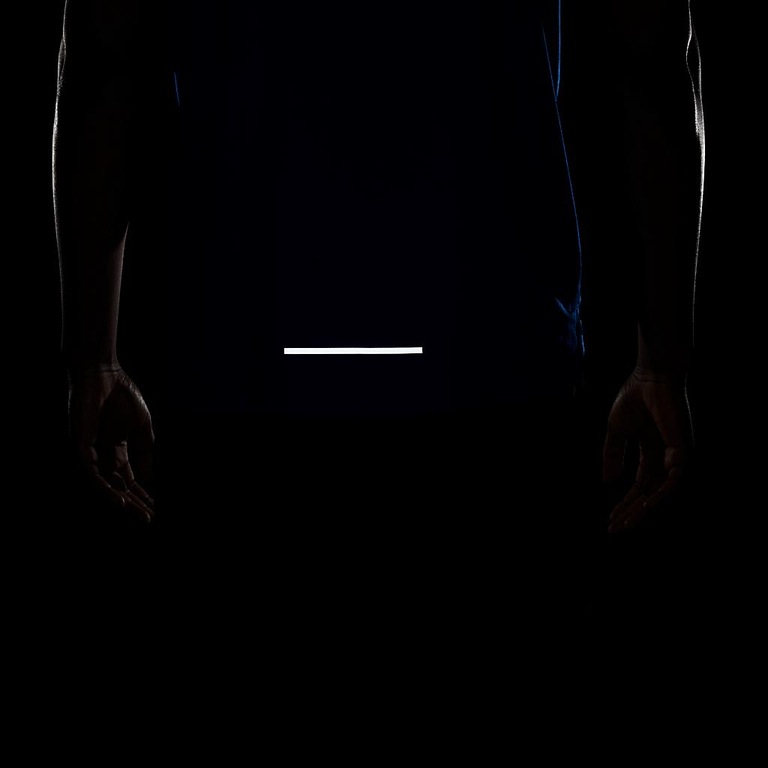 Camiseta Nike Dri-FIT Miler Masculina - Foto 7