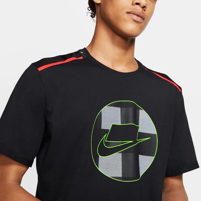 Camiseta Nike Mesh Top Masculina - Foto 3