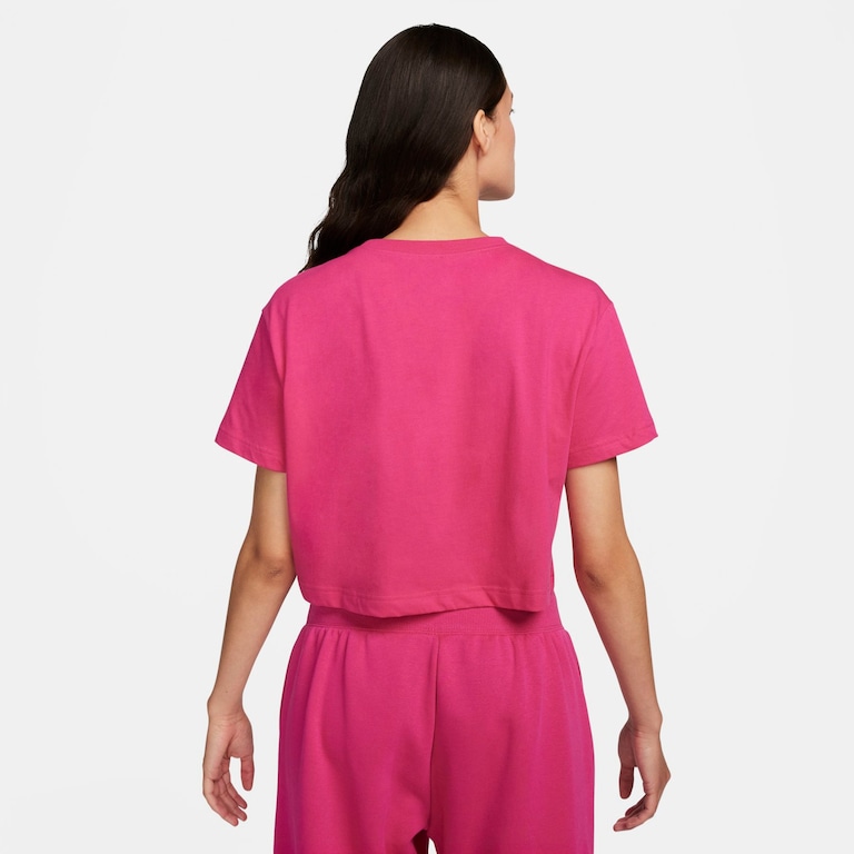 Camiseta Nike Sportswear Essential Feminina - Foto 2