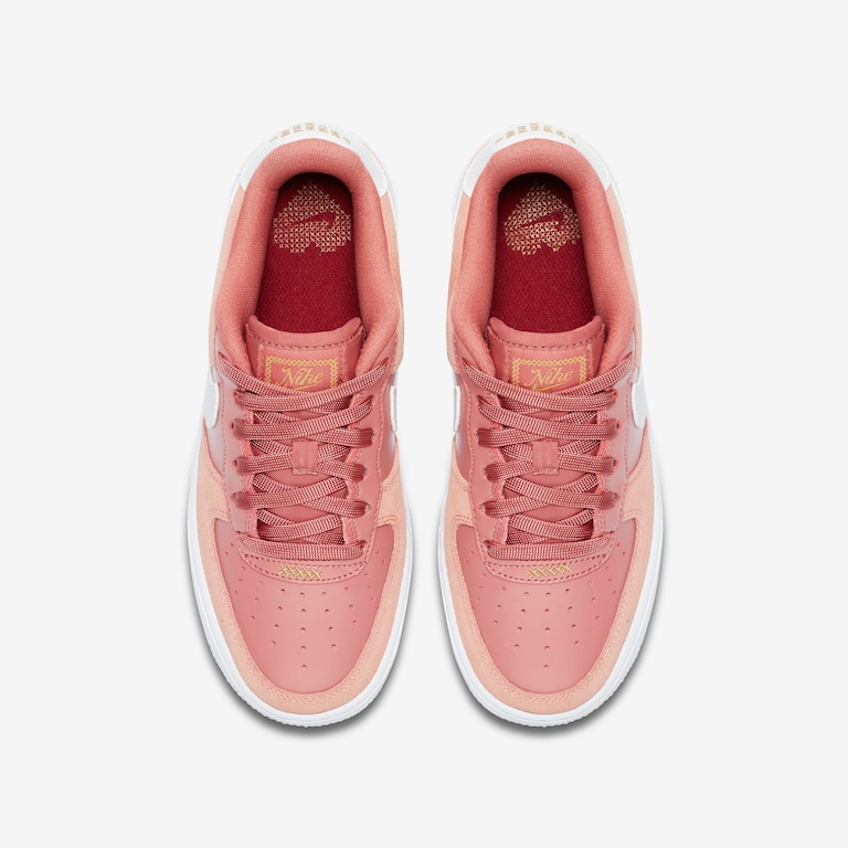 Tênis Nike Air Force 1 LV8 Valentine's Day Infantil - Foto 4