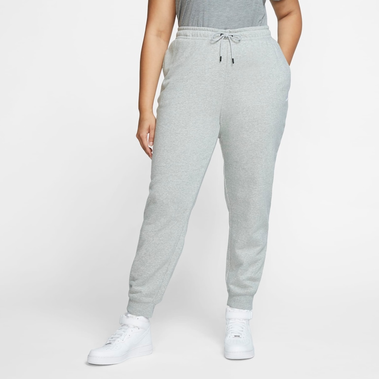 Plus Size - Calça Nike Sportswear Essential Feminina - Foto 1