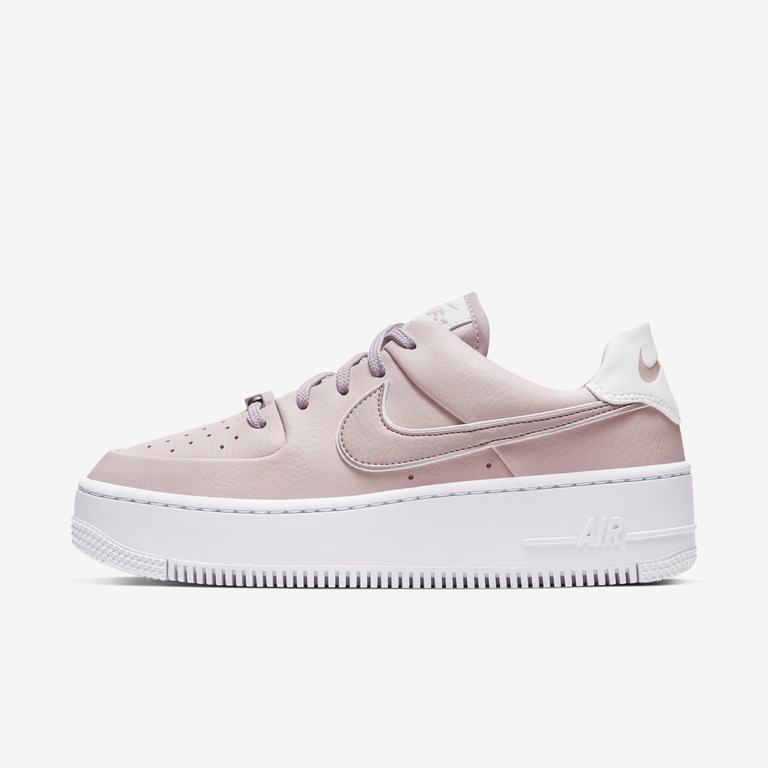 Tênis Nike Air Force 1 Sage Low Feminino - Foto 1
