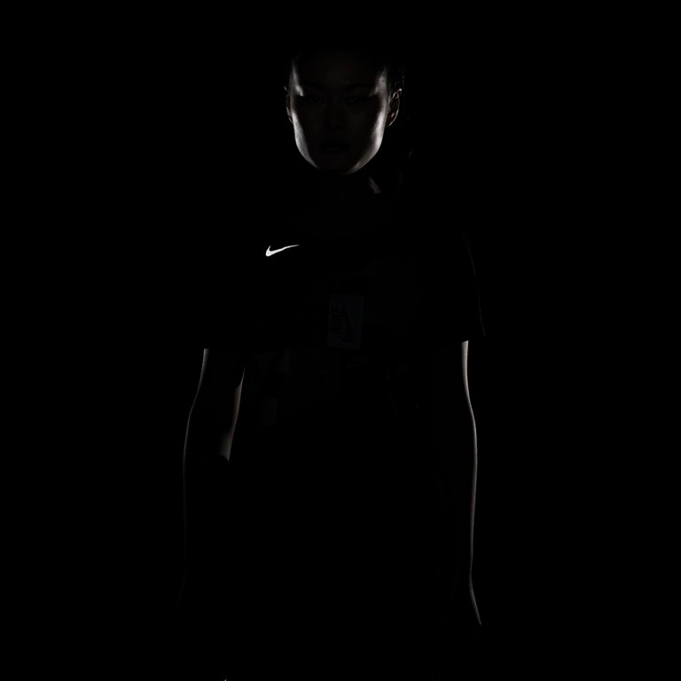 Camiseta Nike Feminina - Foto 7