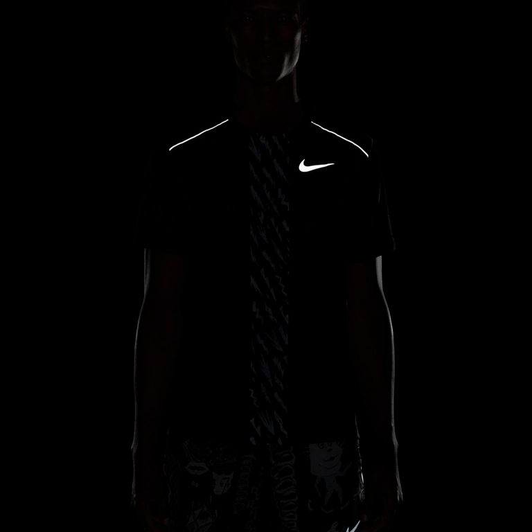 Camiseta Nike Dri-FIT Miler Masculina - Foto 7