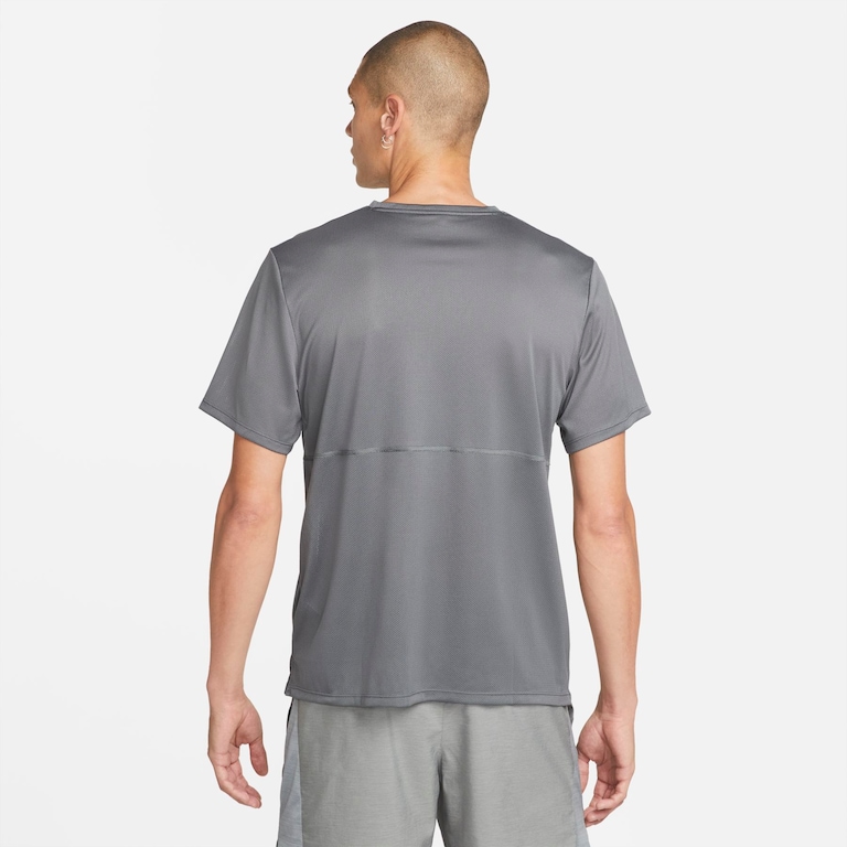 Camiseta Nike Breathe Masculina - Foto 2