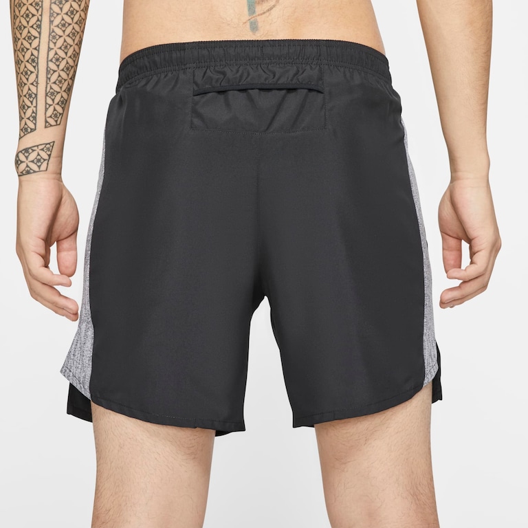 Shorts Nike Challenger Masculino - Foto 3