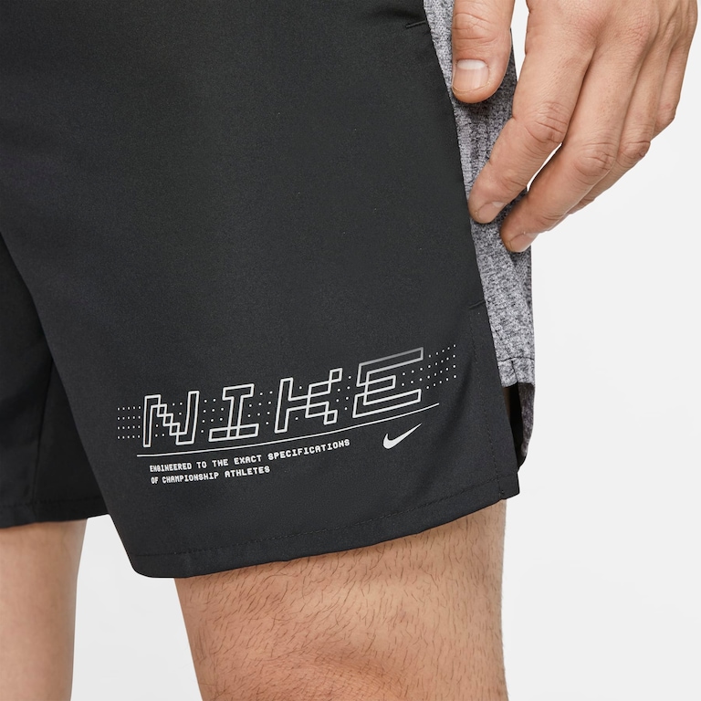 Shorts Nike Challenger Masculino - Foto 5