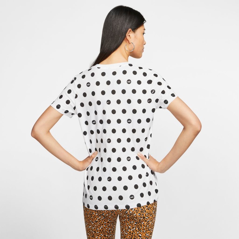 Camiseta Nike Sportswear Feminina - Foto 2