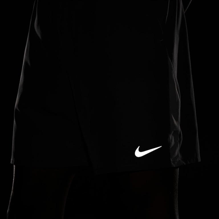 Shorts Nike Dri-FIT Run Masculino - Foto 8