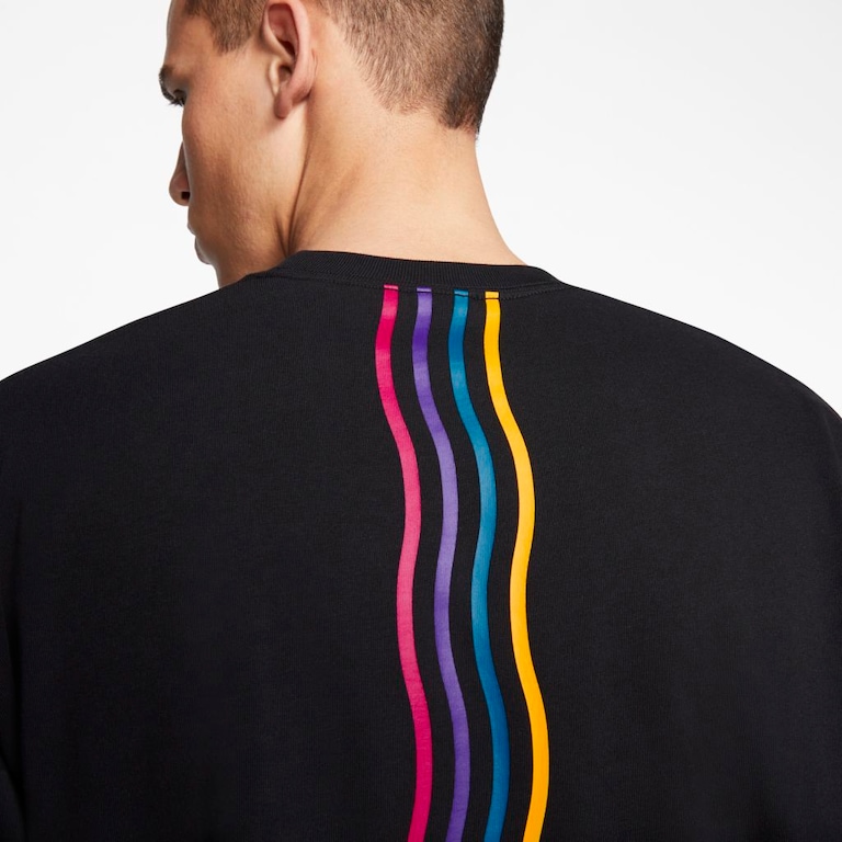 Camiseta Nike x Pigalle Masculina - Foto 4