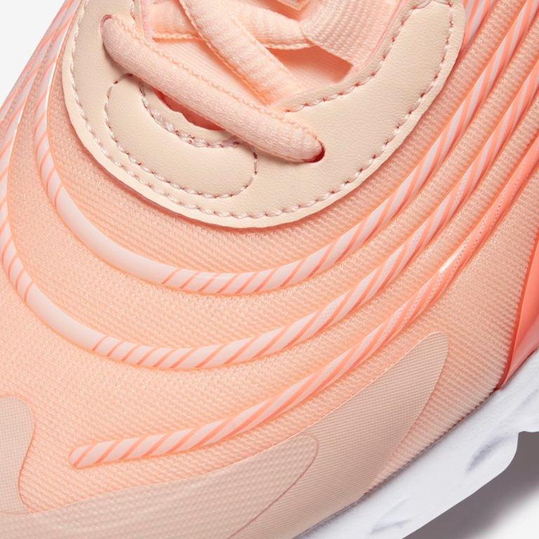 Tênis Nike Air Max 270 React ENG Feminino - Foto 7