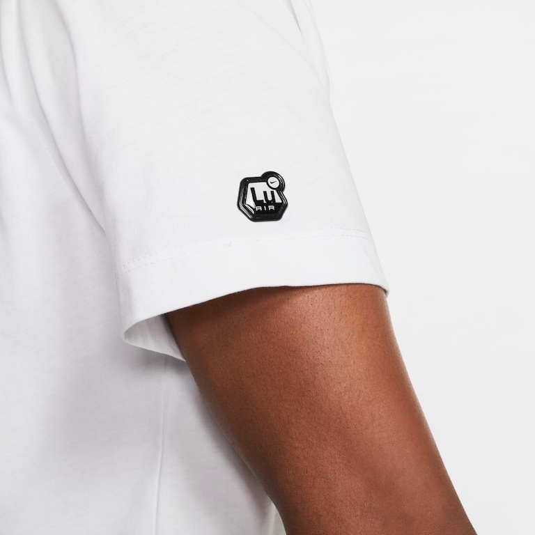 Camiseta Nike Sportswear Masculina - Foto 4