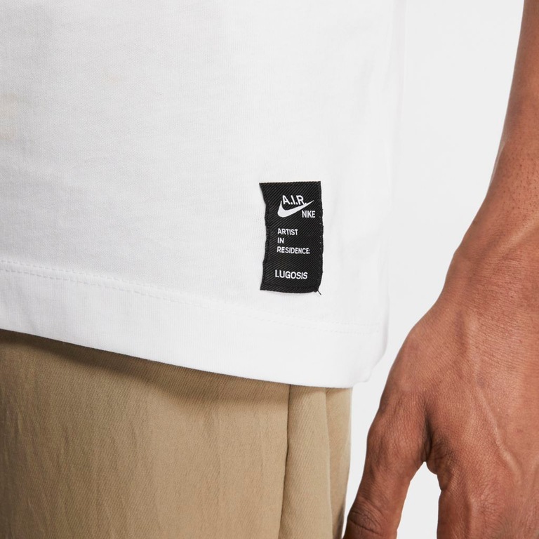 Camiseta Nike Sportswear Masculina - Foto 6