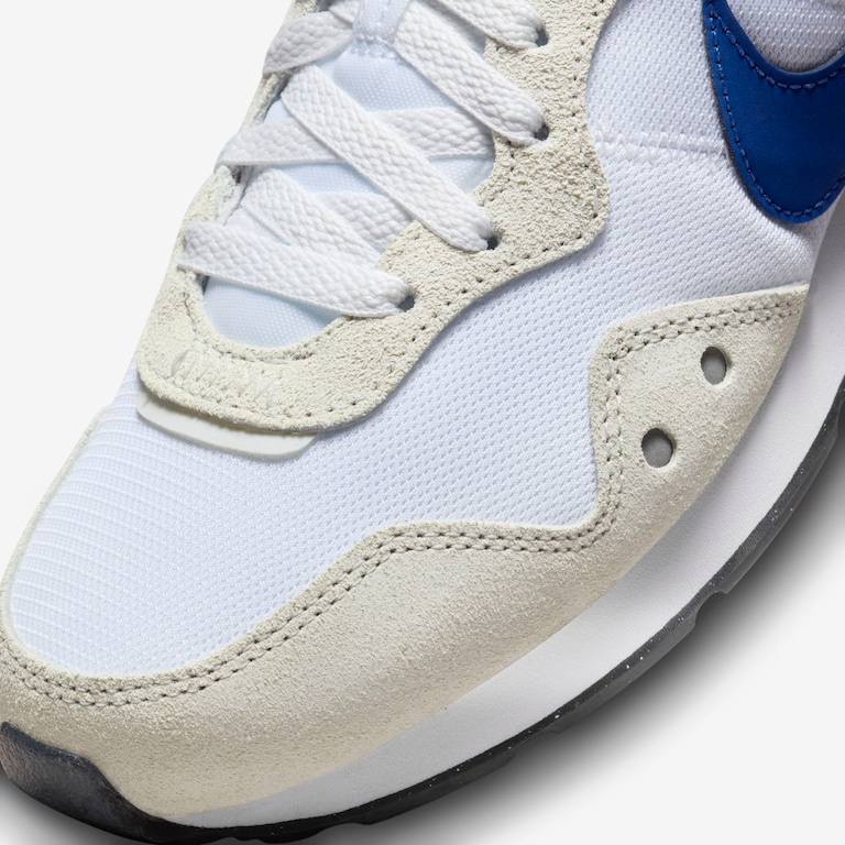 Tênis Nike Venture Runner Feminino - Foto 7