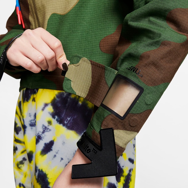 Jaqueta Nike x Off-White™ Camo Feminina - Foto 9