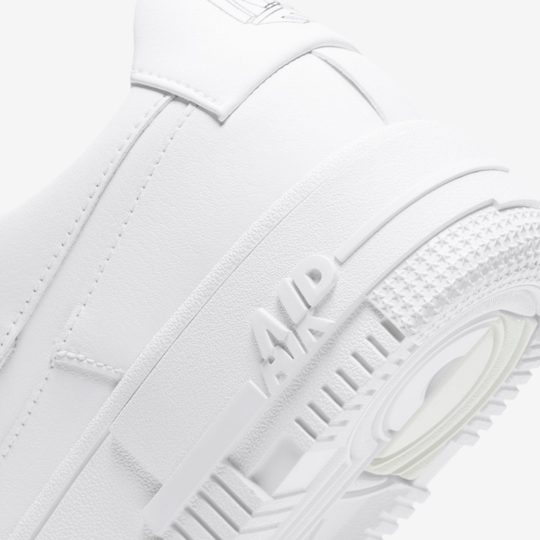 Tênis Nike Air Force 1 Pixel Feminino - Foto 8