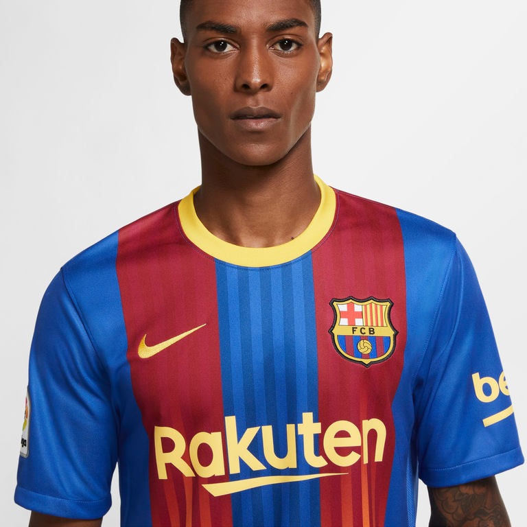 Camiseta Nike Barcelona El Clásico 2021/22 Torcedor Masculina - Foto 3