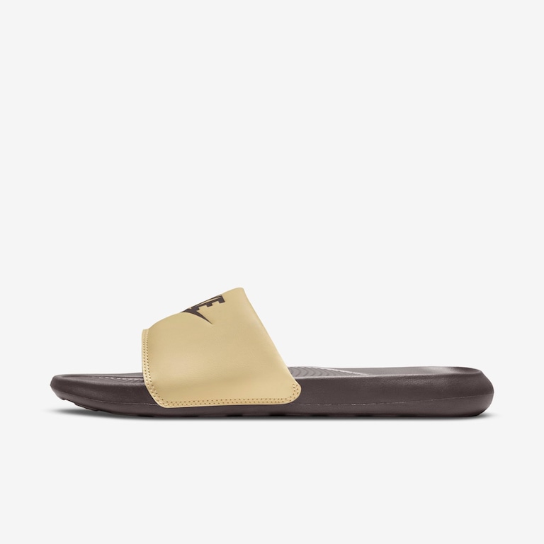 Chinelo Nike Victori One Masculino - Foto 1