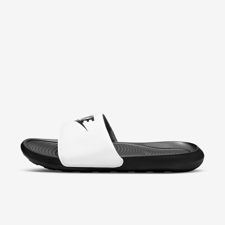 Chinelo Nike Victori One Masculino - Foto 1