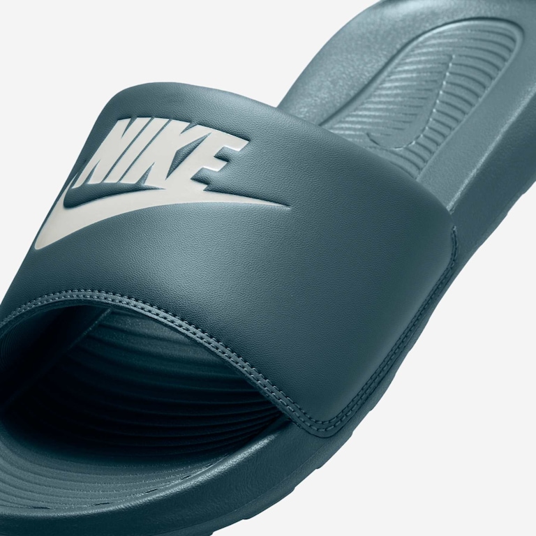 Chinelo Nike Victori One Masculino - Foto 6