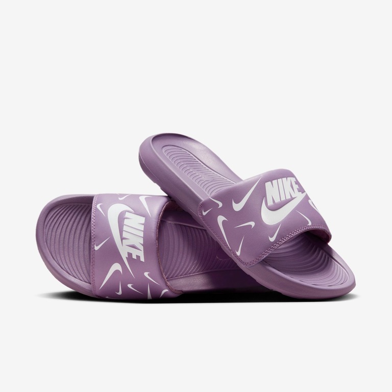Chinelo Nike Victori One Feminino - Foto 1