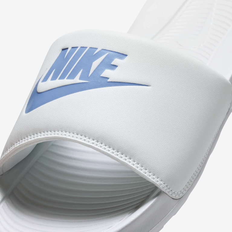 Chinelo Nike Victori One Feminino - Foto 6