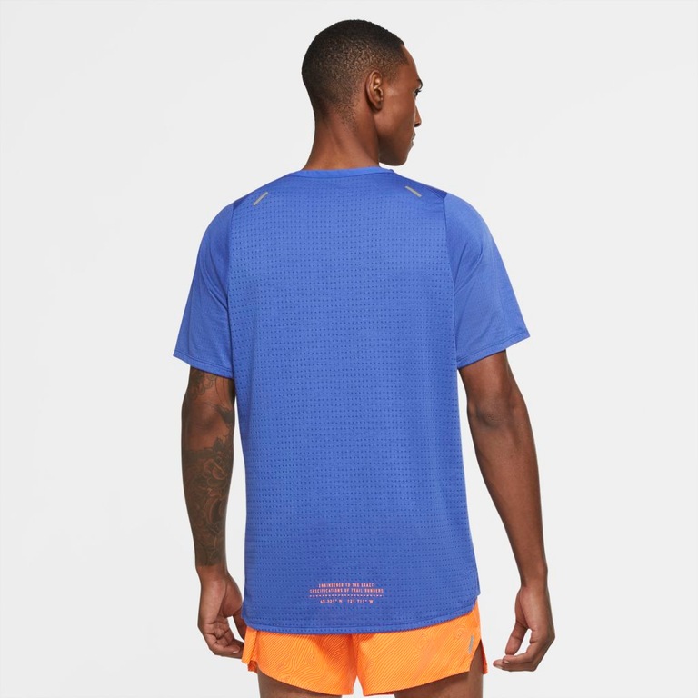 Camiseta Nike Rise 365 Trail Masculina - Foto 2