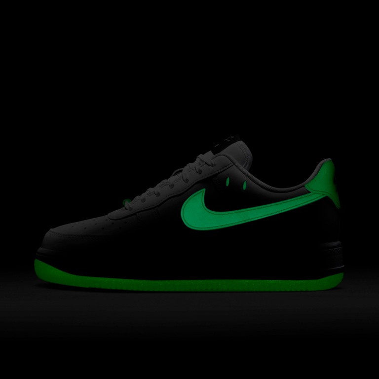 Tênis Nike Air Force 1 '07 LX Feminino - Foto 11