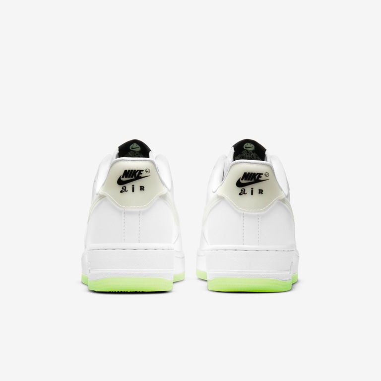 Tênis Nike Air Force 1 '07 LX Feminino - Foto 6