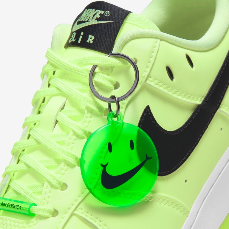 Tênis Nike Air Force 1 '07 LX Feminino - Foto 12