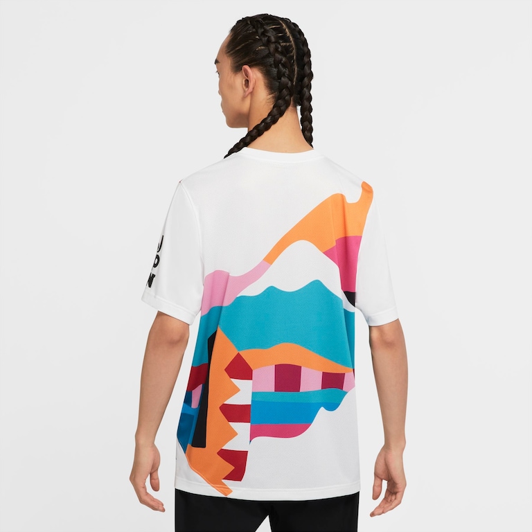 Camiseta Nike SB Time Japão Masculina - Foto 2