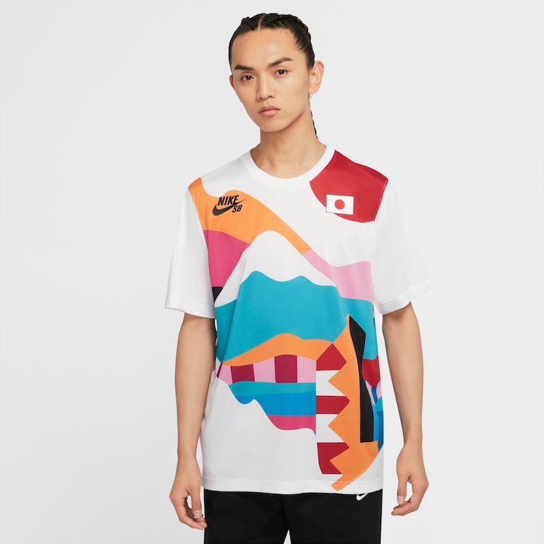 Camiseta Nike SB Time Japão Masculina - Foto 1