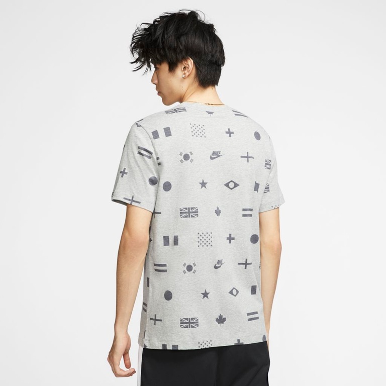 Camiseta Nike Sportswear Masculina - Foto 2