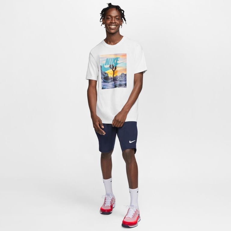 Camiseta Nike Sportswear Masculina - Foto 4