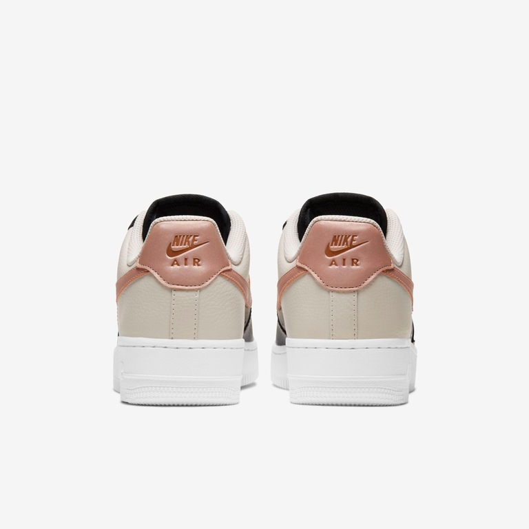 Tênis Nike Air Force 1 '07 Feminino - Foto 6