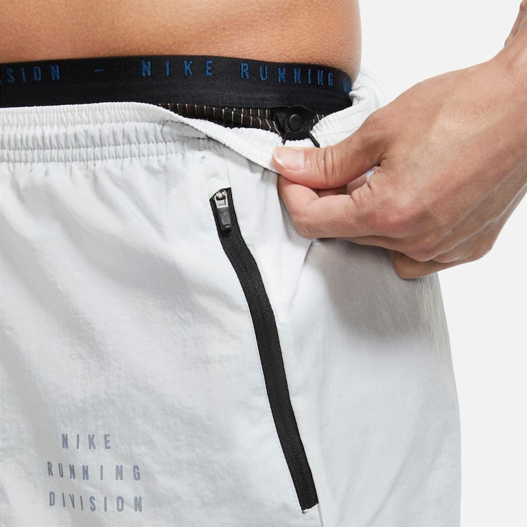 Shorts Nike Run Division Masculino - Foto 5
