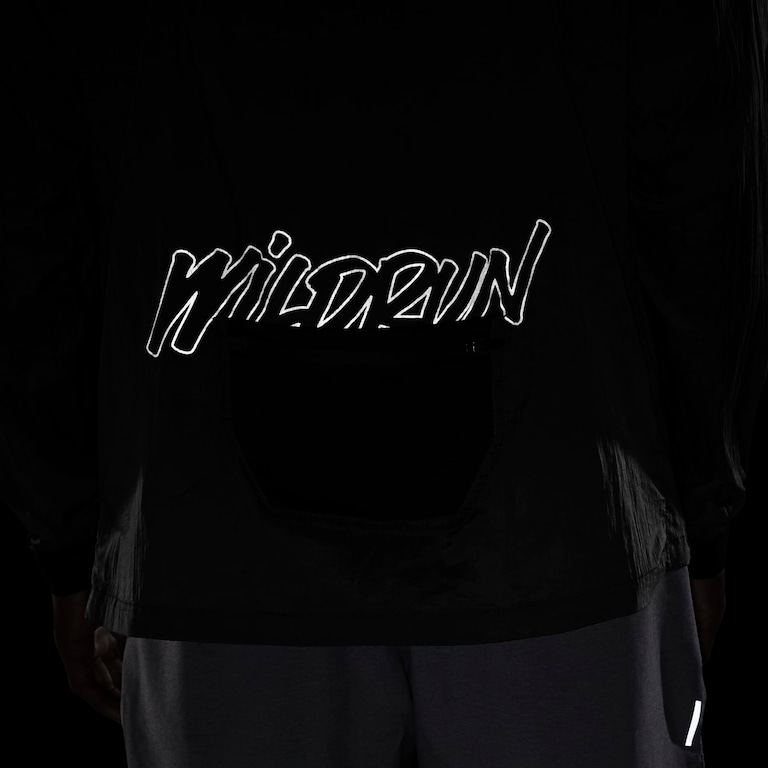 Jaqueta Nike Windrunner Wild Run Masculina - Foto 12