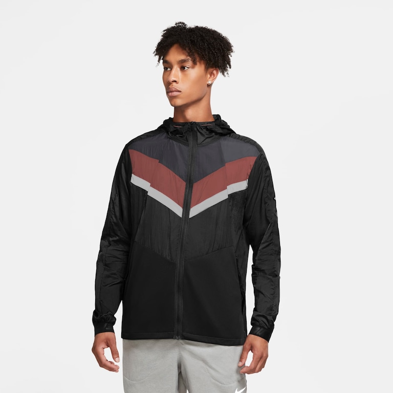 Jaqueta Nike Windrunner Wild Run Masculina - Foto 1