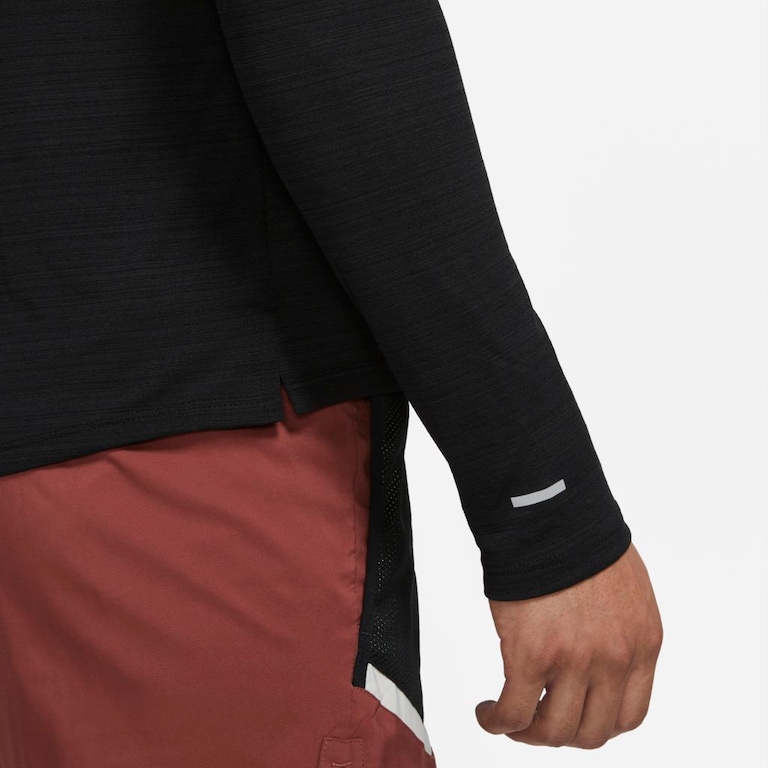 Camiseta Nike Dri-FIT Miler Masculina - Foto 4