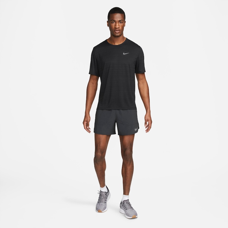 Camiseta Nike Dri-FIT Miler Top Masculina - Foto 6