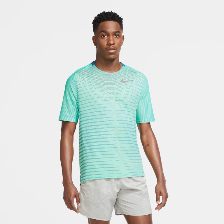 Camiseta Nike TechKnit Future Fast Masculina - Foto 1